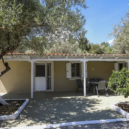 Liostasi Maison Provencale Holiday home *