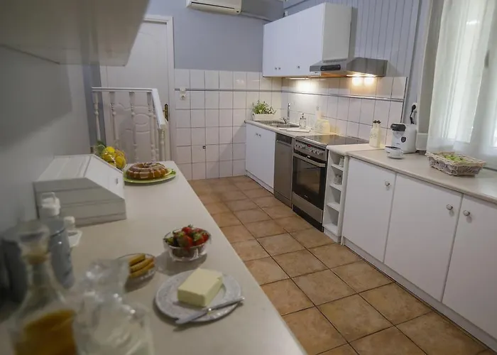 Liostasi Maison Provencale Holiday home *