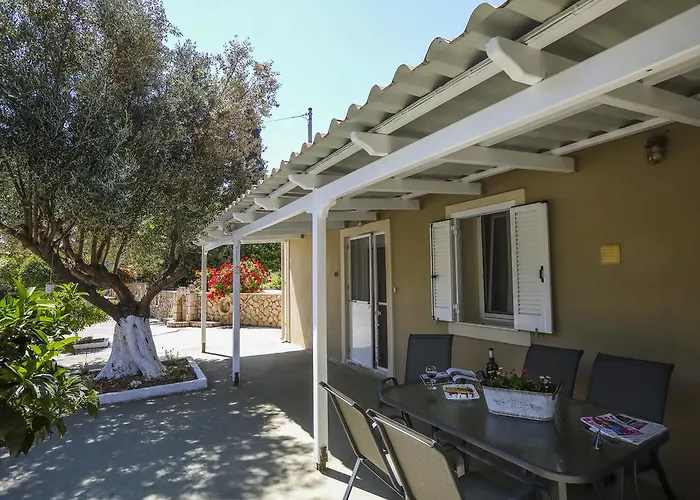 Liostasi Maison Provencale Holiday home *