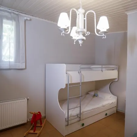 Holiday home Liostasi Maison Provencale