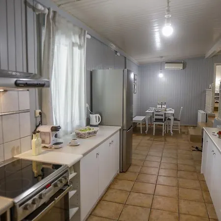 Liostasi Maison Provencale Аргостолион